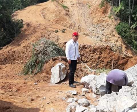 AVANCES DE LA CONSTRUCCIÓN DE UN PUENTE